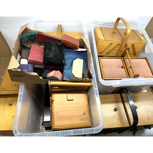 315 - Vintage cantilever sewing boxes (5), and a large quantity of jewellery boxes (in 2 boxes)