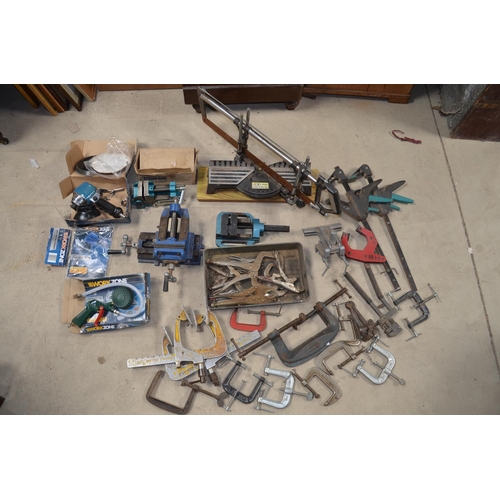 1385 - Collection of workshop clamps, vices, Work Zone air driven orbital sander, compound mitre saw by C.K... 