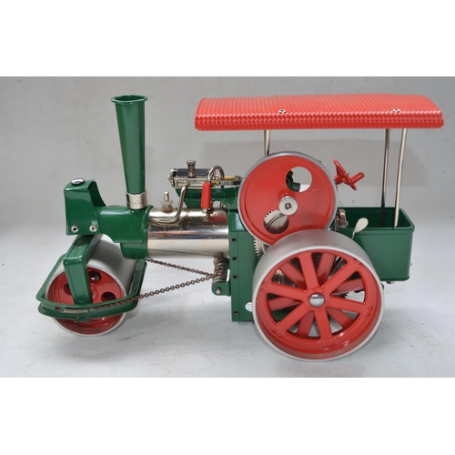 1333 - Boxed Wilesco Old Smokey steam powered traction engine model (D36) with fuel tablets, instruction sh... 