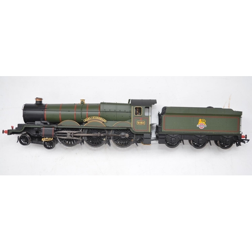 19 - Boxed Hornby OO gauge BR Castle Class Locomotive and tender 