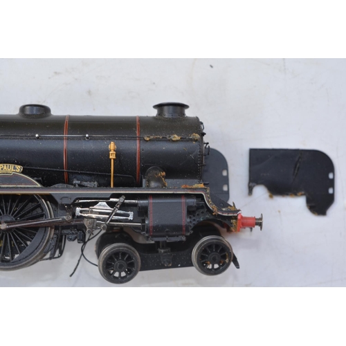 27 - 2x boxed Hornby OO gauge electric steam engine models to include 