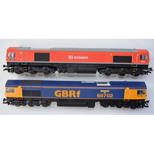 50 - Two Hornby OO gauge Diesel Electric train models, R2652 Class 66 Co-Co 
