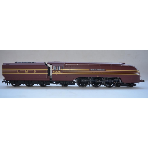 61 - Hornby OO gauge R2205 Super Detail LMS 4-6-2 Coronation Class 6235 