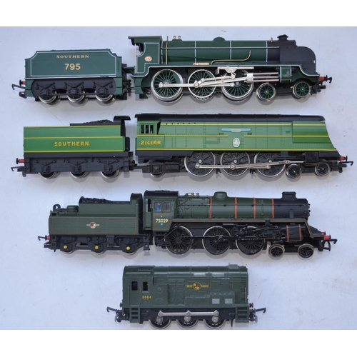 72 - Four previously run electric locomotive models to include Hornby R374 SR Battle Of Britain 