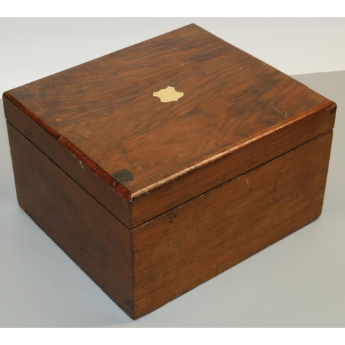 1292 - Victorian walnut cased Symphonion disc music box, paper label to the inside of the box, W25.8cm D22.... 