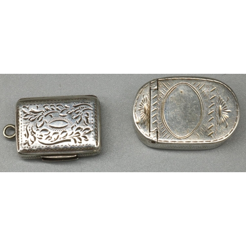 1156 - George III hallmarked silver rounded rectangular snuff box, hinged lid with vacant oval cartouche, S... 