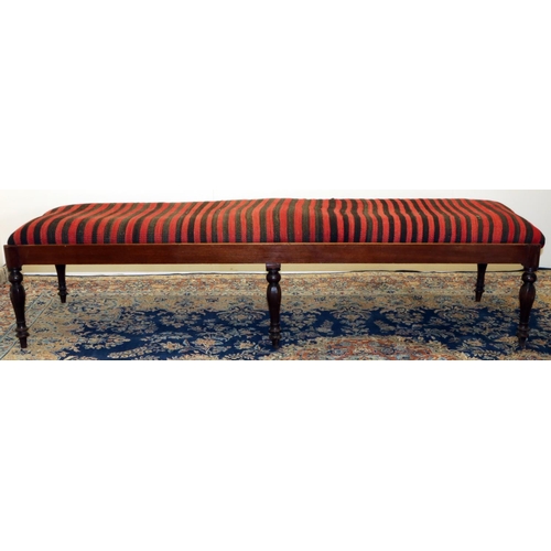 1403 - Large Victorian and later rectangular window seat, loose seat covered in striped kelim, on six facet... 