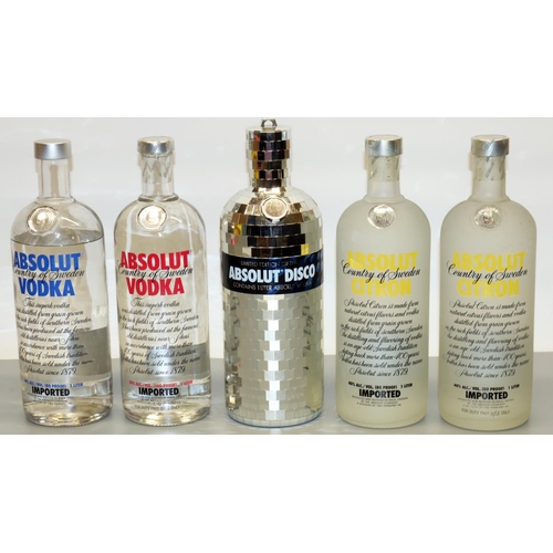 1324A - Absolut Vodka Disco Ltd.ed Giftpack, in mirrored case, two Absolut Citron and two others, all 40%vol... 