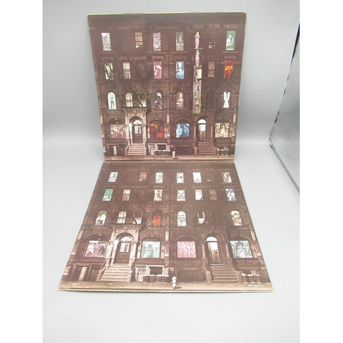 250 - Led Zeppelin 'Physical Graffiti' (SSK 89400) LP