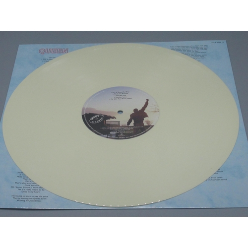 270 - Queen 'Made in Heaven' Limited Edition Colour Vinyl (7243 8 36088) LP