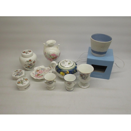 73 - Wedgwood - boxed Burlington pot, Citrons tea pot, Meadow Sweet vase and shell shaped dish, Kutani Cr... 