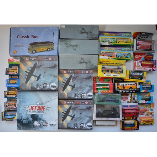 1517 - Collection of model buses, aircraft, military vehicles etc, mostly diecast to include boxed and unbo... 