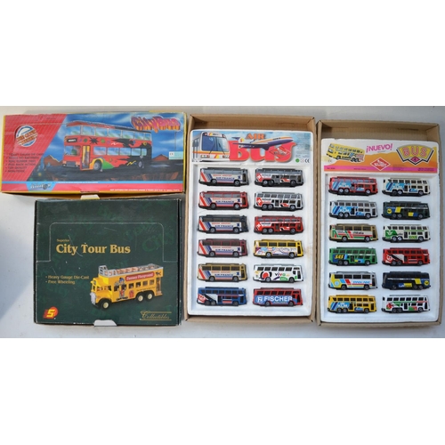 1517 - Collection of model buses, aircraft, military vehicles etc, mostly diecast to include boxed and unbo... 