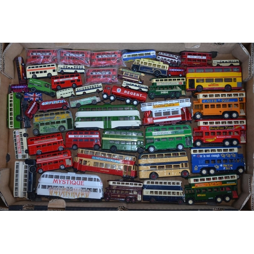 1517 - Collection of model buses, aircraft, military vehicles etc, mostly diecast to include boxed and unbo... 