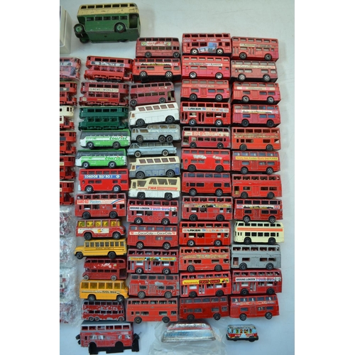 1518 - Extensive collection of small scale diecast bus and tram models from Corgi, Matchbox, Majorette, Les... 