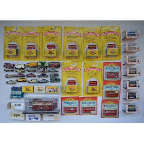 1519 - Collection of mostly small scale diecast bus, tram and vehicle models to include vintage Lesney (use... 