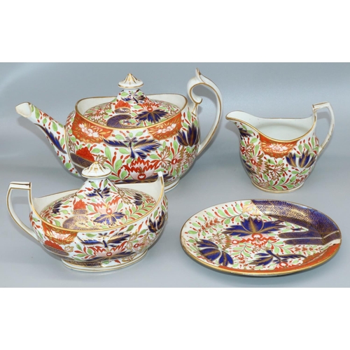 58 - Dom Joly Collection - Early C19th Chamberlains Worcester Imari pattern tea service comprising: six t... 