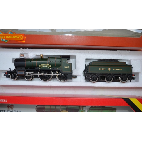 84 - Three Hornby OO gauge GWR electric train models to include R392 County Class 