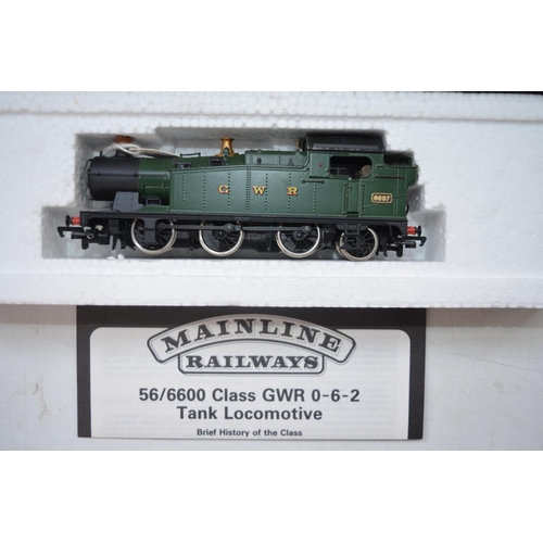 85 - Five boxed OO gauge GWR electric tank engine train models to include Hornby R077 0-4-0 and R 760  Cl... 