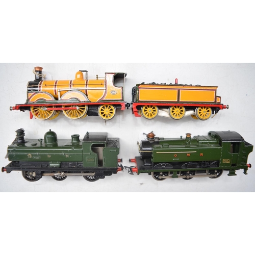 87 - Collection of OO gauge electric train models to include early Graham Farish, Tri-Ang and metal kit b... 