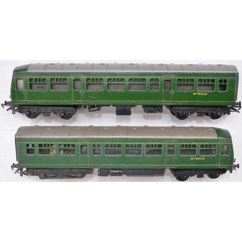 107 - Tri-Ang OO gauge R55 B-B diesel loco electric train model, R57 diesel dummy end and R58 B-B 