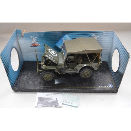 144 - Solido 1/18 scale diecast Willy's Jeep model, contents near mint (dusty) with transfer set and instr... 