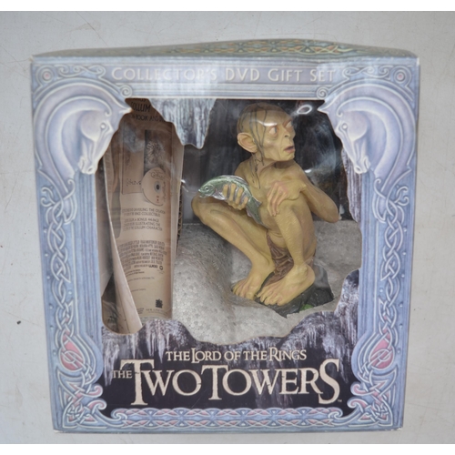 150 - Three boxed Lord Of The Rings sets to include 2 Towers Gollum figurine, Return of the King talking G... 