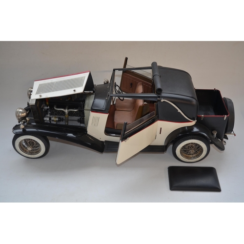 158 - Built Pocher Models 1/8 scale Rolls Royce Phantom II Drop Head Sedanca Coupe (1932) mixed media mode... 