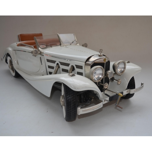 160 - Built Pocher Models 1/8 scale Mercedes Benz 1936 540K Cabrio Special mixed media model with original... 