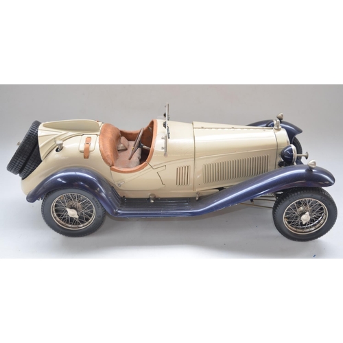 166 - Built Pocher Models 1/8 scale Alfa Romeo Spider Touring Gran Sport 1932 mixed media model with origi... 