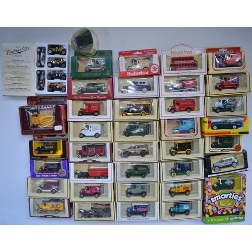 190 - Extensive collection of diecast model vehicles, various manufacturers and scales to include Lledo Mo... 