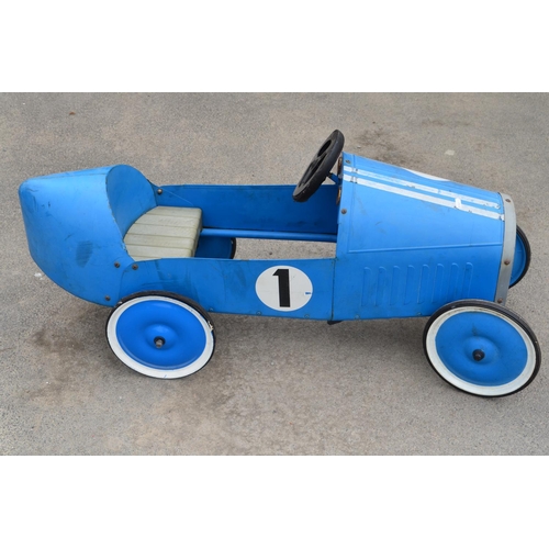 219 - Childs metal plate pedal car, no makers marks. L116cm