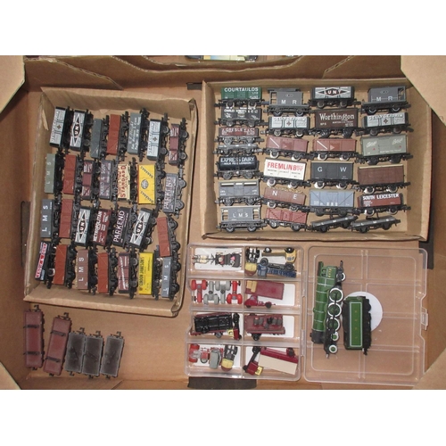 238 - Two unopened Graham Farish by Bachmann N gauge Scenecraft sets 379-302 & 308, a collection of unboxe... 