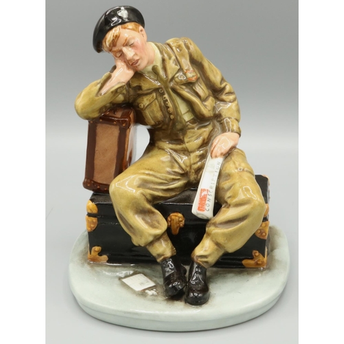 635 - Royal Doulton Classics figure, The Railway Sleeper HN4418, limited edition 1422/2500, H18.5cm