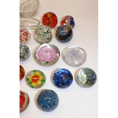 122 - Large collection of glass paperweights, including Mats Jonasson (2 boxes)