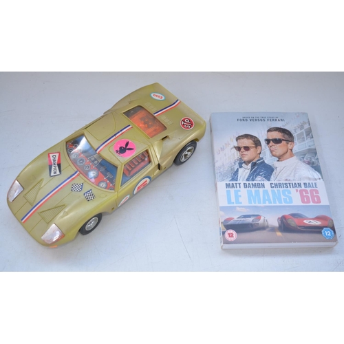 509 - Vintage Hong Kong made electric powered Ford GT40 model, L25cm, with engine light effect in running ... 