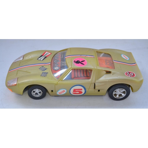 509 - Vintage Hong Kong made electric powered Ford GT40 model, L25cm, with engine light effect in running ... 