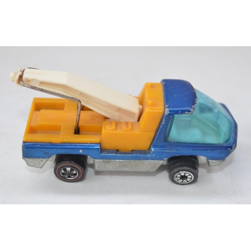 511 - Collection of Hotwheels diecast car models  incl. rare vintage Heavyweights Tow Truck. Also included... 