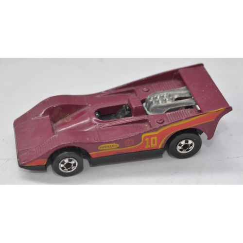 511 - Collection of Hotwheels diecast car models  incl. rare vintage Heavyweights Tow Truck. Also included... 