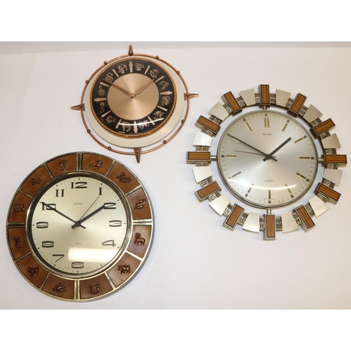 484 - 1970's Metamec wall clock, signed copper tone dial the hours interspersed with signs of The Zodiac, ... 