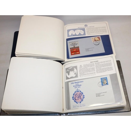 757 - Postal Heritage Society - Queen Elizabeth II Silver Jubilee First Day Covers and The Sumner Collecti... 