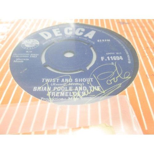 459 - Brian Poole and the Tremeloes - 'Do You Love Me/Why Can't You Love Me' F 11739 signed to both labels... 