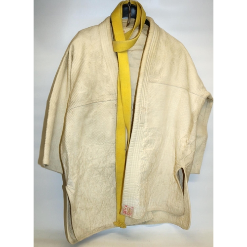 1466 - Mid C20th Gudogi Judo jacket, leggings and belt