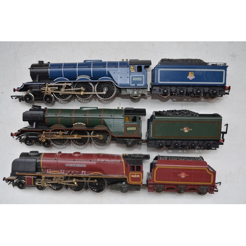 501 - Three used Hornby gauge electric train models to include R078 Flying Scotsman, R146 BR 4-6-2 Class A... 