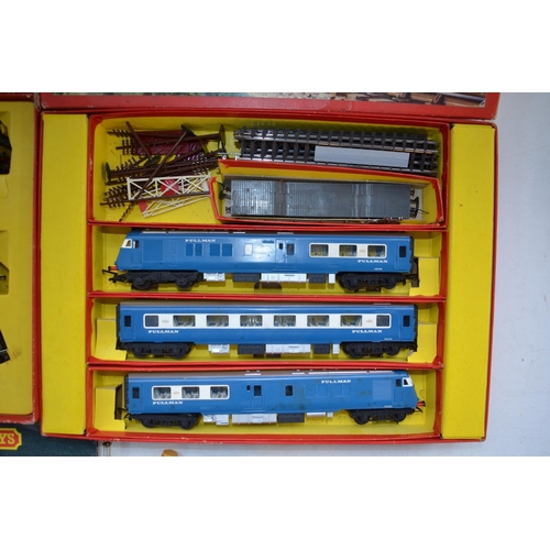 511 - Vintage Tri-ang OO gauge boxed sets RS9 Intercity Express set and RS52 Blue Pullman, contents of bot... 