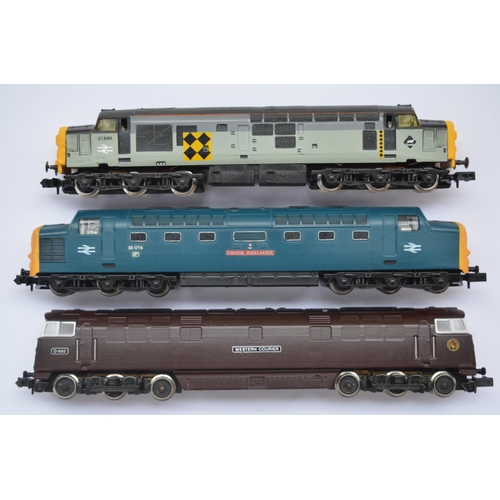 525 - Three boxed Graham Farish N gauge diesel electric train models to include original Farish 8036 Class... 