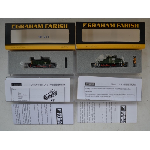 530 - Graham Farish N gauge electric 372-950 Class 14 Diesel Shunter D9555 in BR Green livery with open ac... 