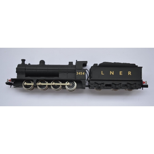 532 - Two Minitrix N gauge electric steam train models to include N207 BR Class 9F 2-10-0 92018 and N202 I... 