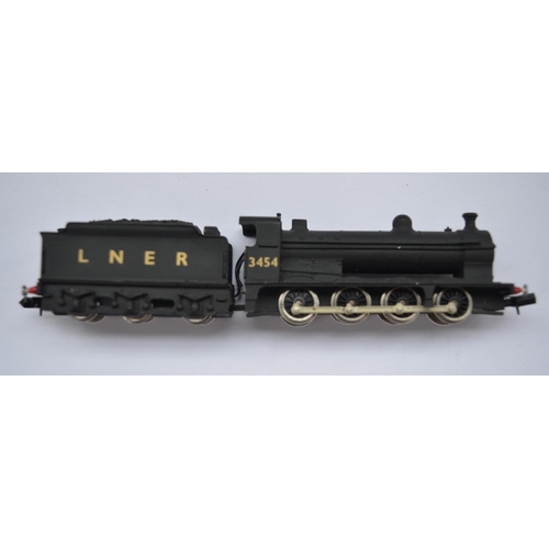 532 - Two Minitrix N gauge electric steam train models to include N207 BR Class 9F 2-10-0 92018 and N202 I... 