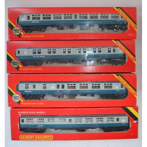 497 - Collection of previously used OO gauge passenger coaches, various manufacturers to include boxed Hor... 